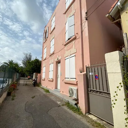 Paradis Apartment